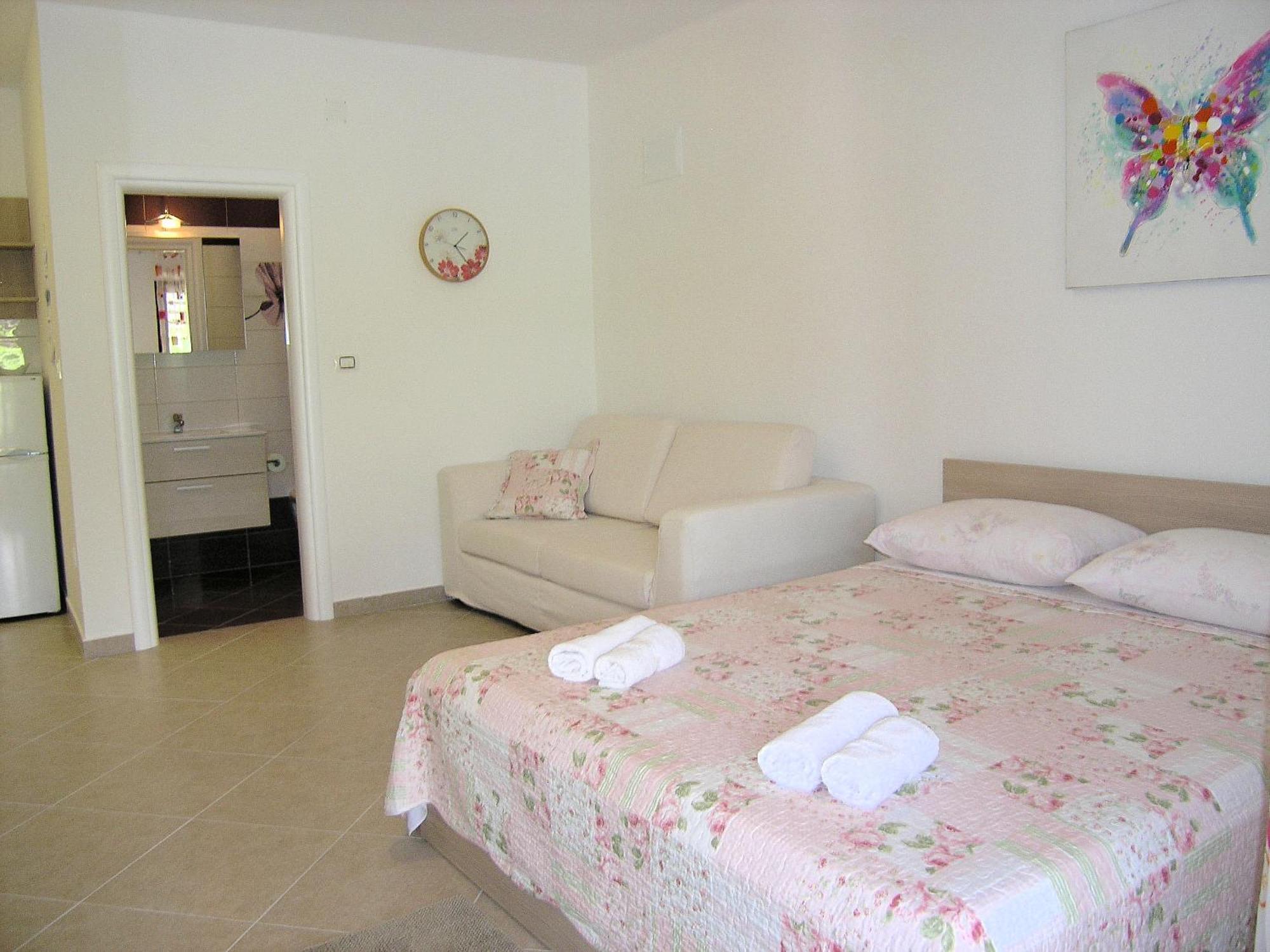 Apartments Iva Krk Town Exterior foto