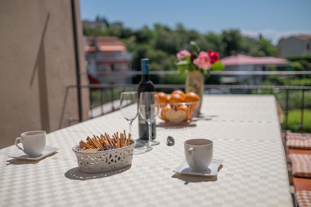 Apartments Iva Krk Town Exterior foto